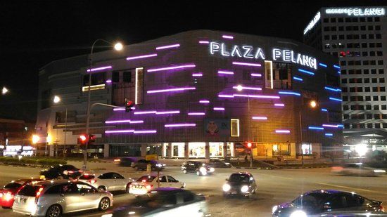 Plaza Pelangi